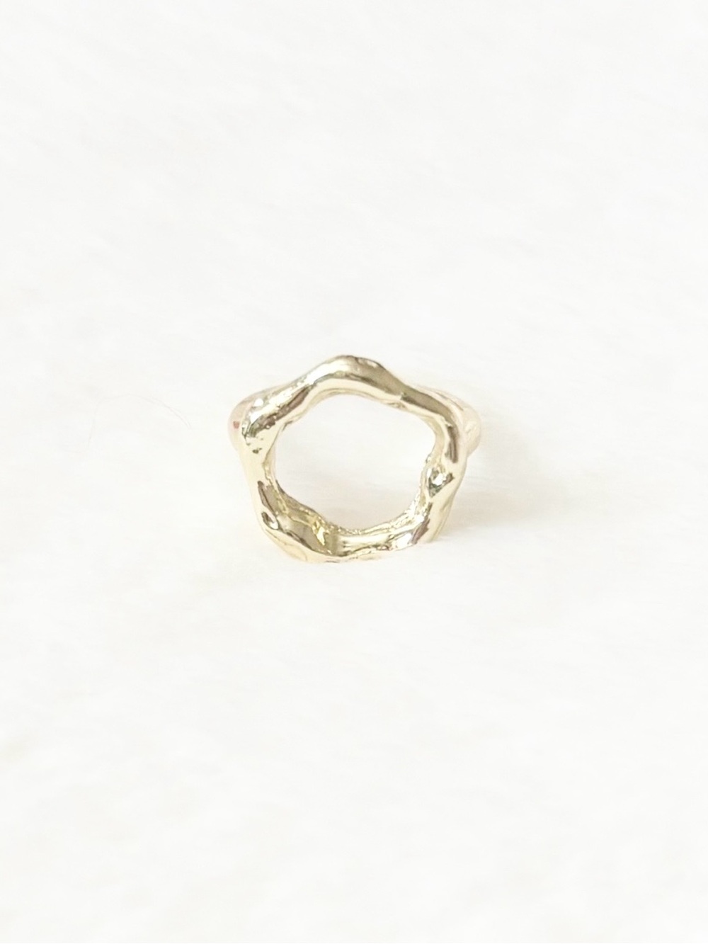 5/$15 🩷 MUST BUNDLE Gold Circle Wave Stackable Ring - Women Jewelry